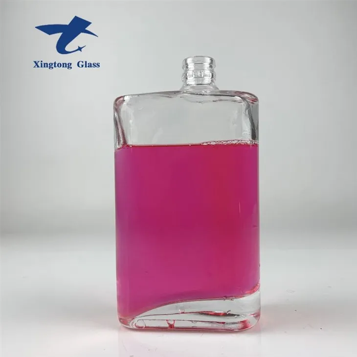 Kreative quadratische Brandy-Glasflaschen